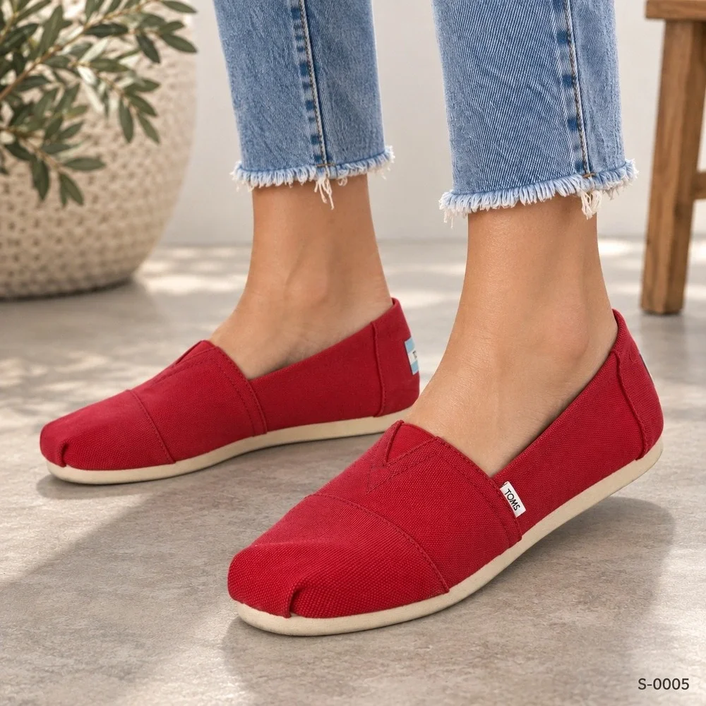 TOMS Women Red Canvas Classic Alpargata Slip On Flat Shoes Size 9 S-0009